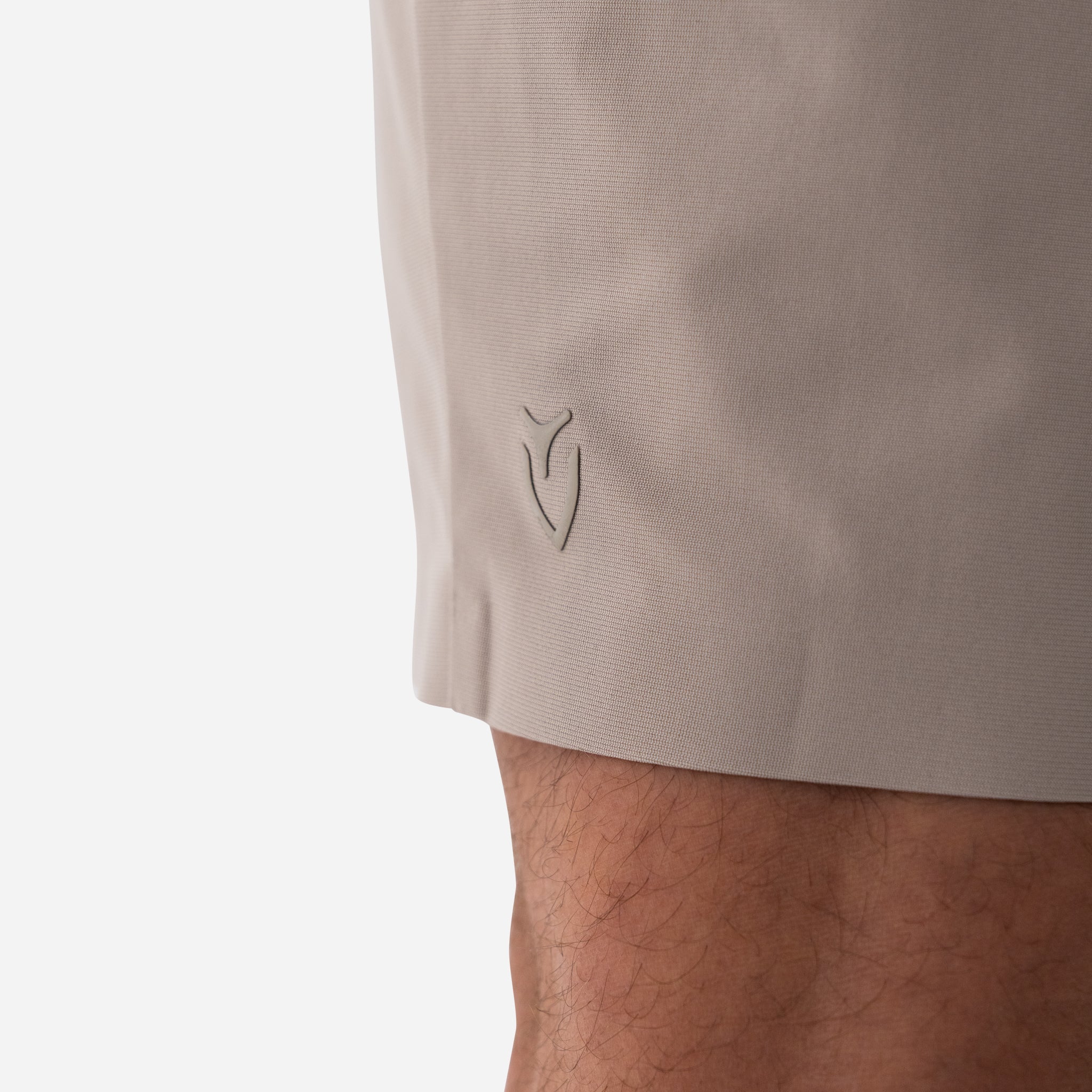 Performance 5-Pocket Short Taupe