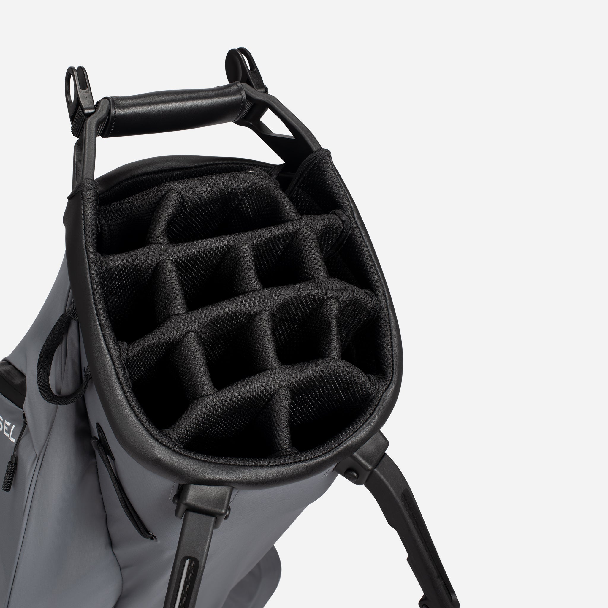 VESSEL Player Air Stand in grey – lightweight golf stand bag