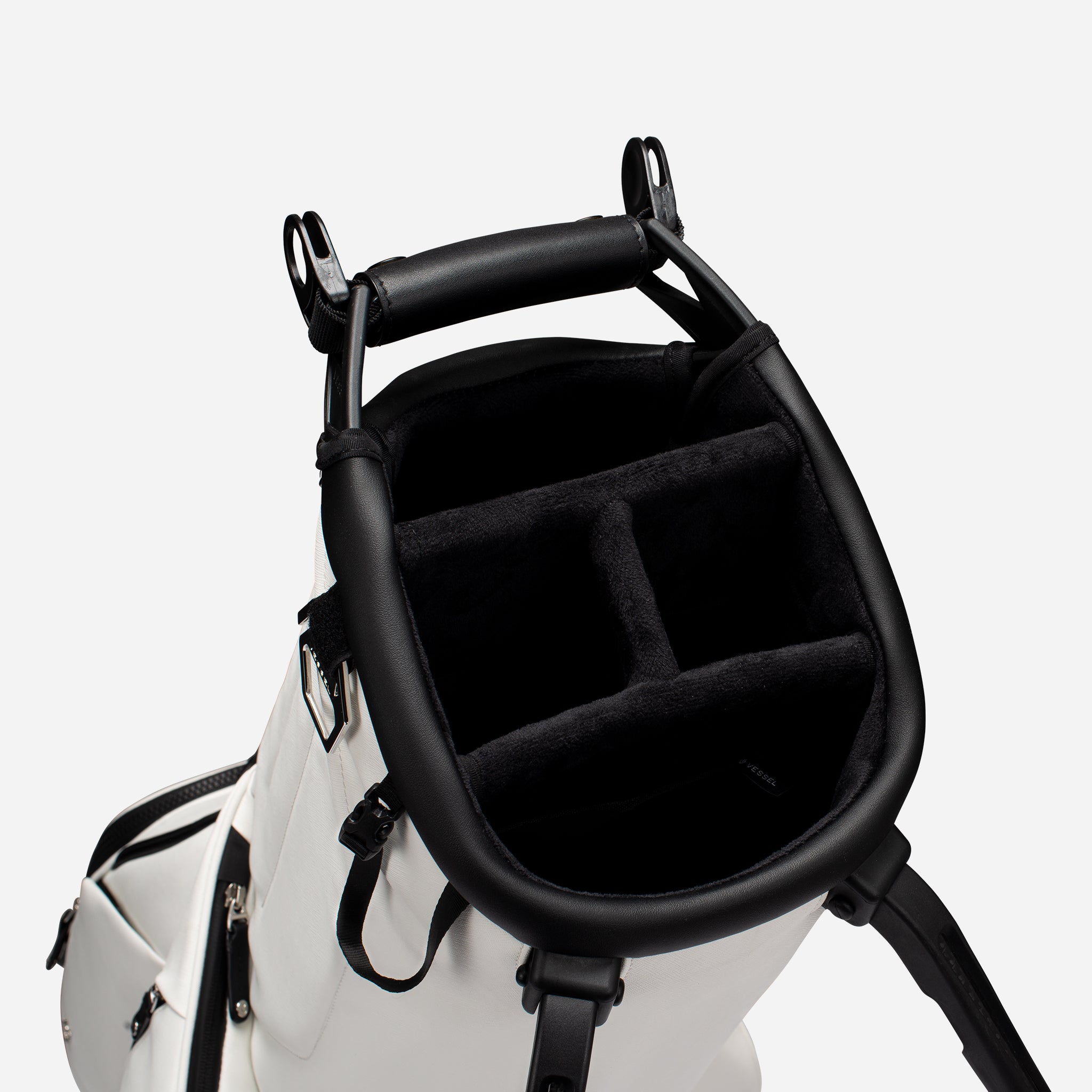 VESSEL Lux Looper in crosshatch white – lightweight golf stand bag