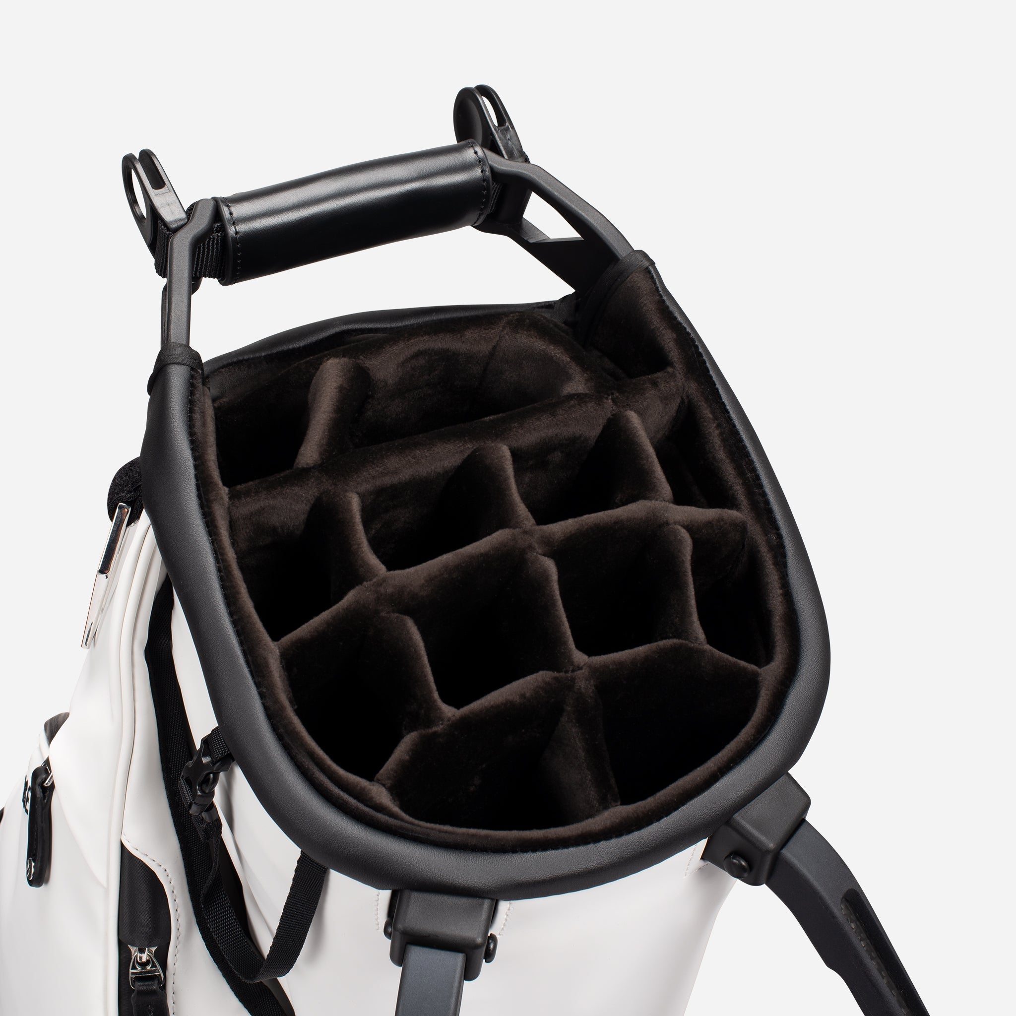 VESSEL Player V Stand in white – lightweight golf stand bag