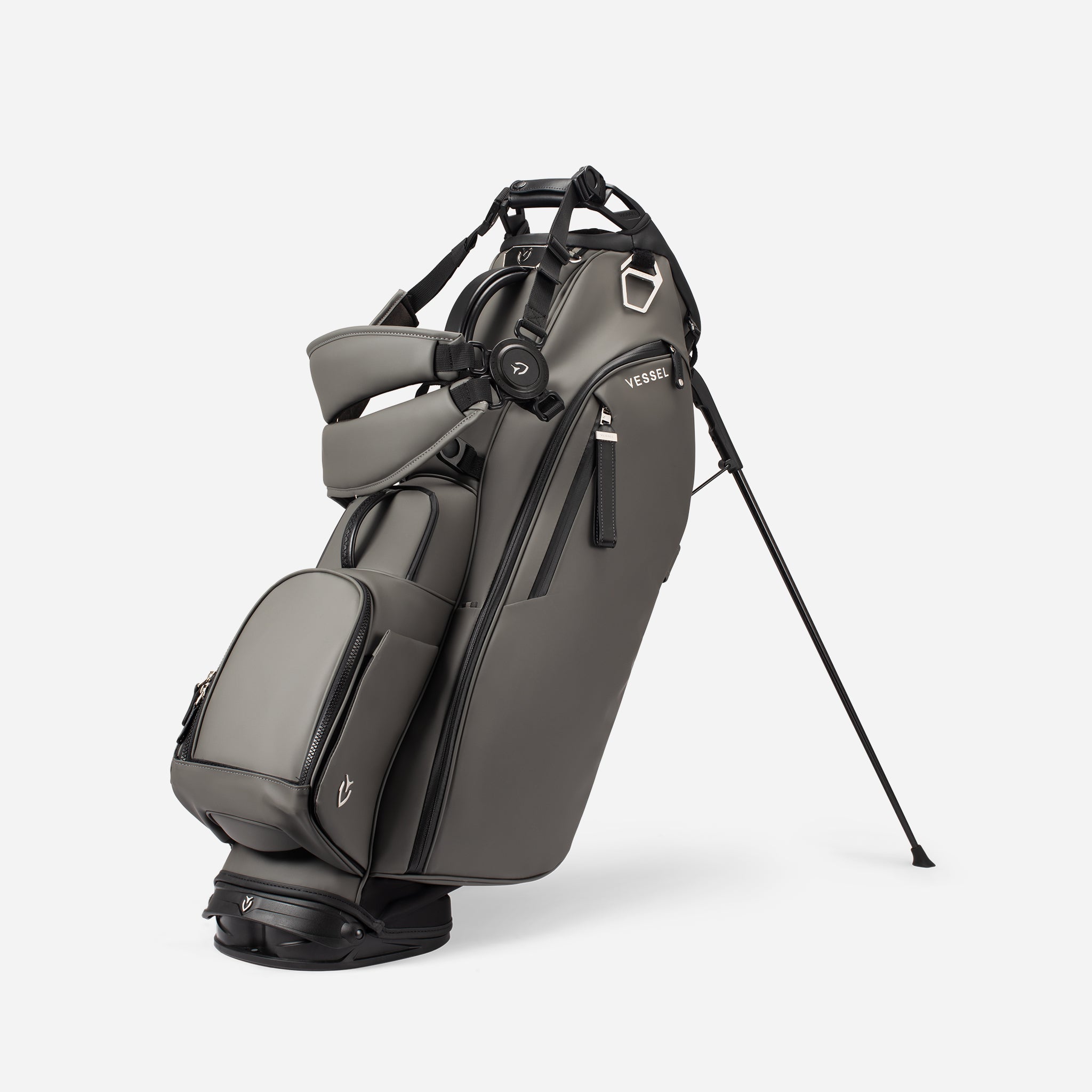 VESSEL Player V Stand in grey – lightweight golf stand bag