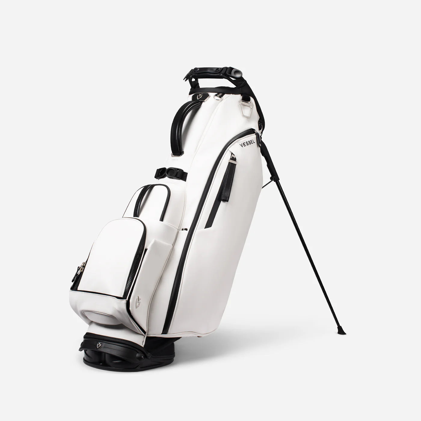 VESSEL Player V Stand in white – lightweight golf stand bag